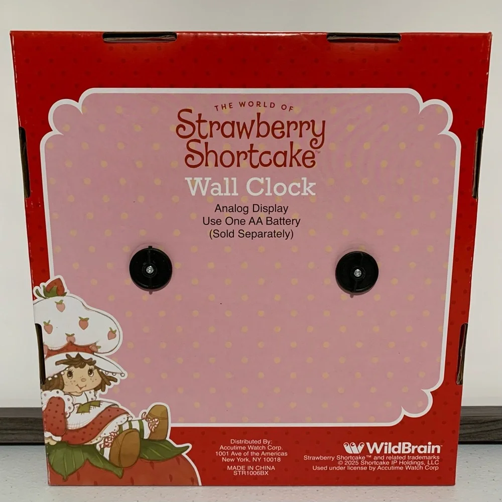 The World of Strawberry Shortcake Analog Wall Clock-New in Box